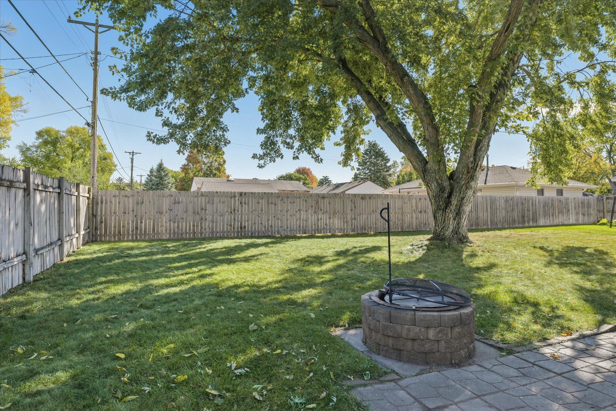 2212 55th Avenue North Brooklyn Center, MN 55430 - Photo 36 of 39