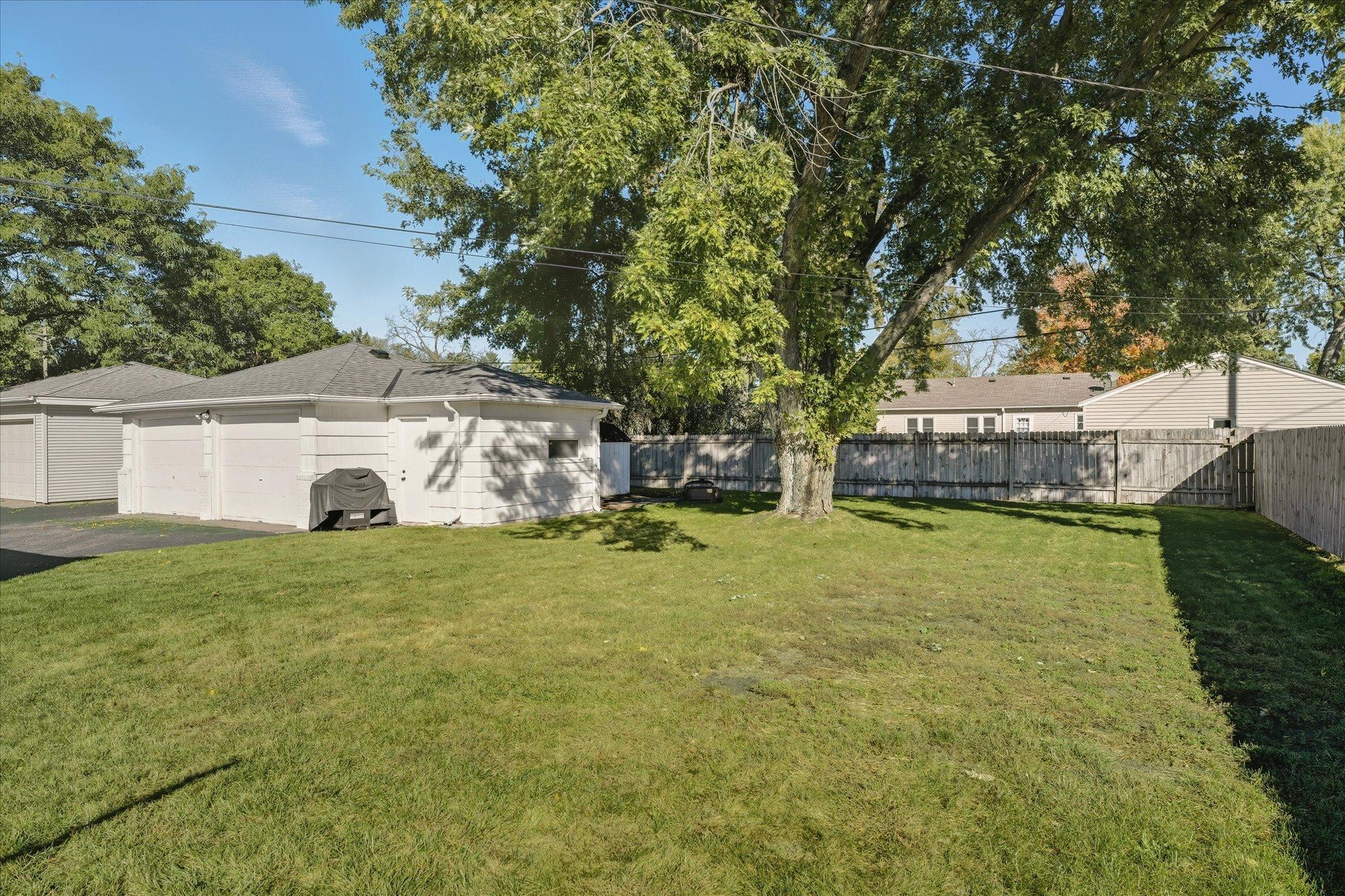 2212 55th Avenue North Brooklyn Center, MN 55430 - Photo 38 of 39