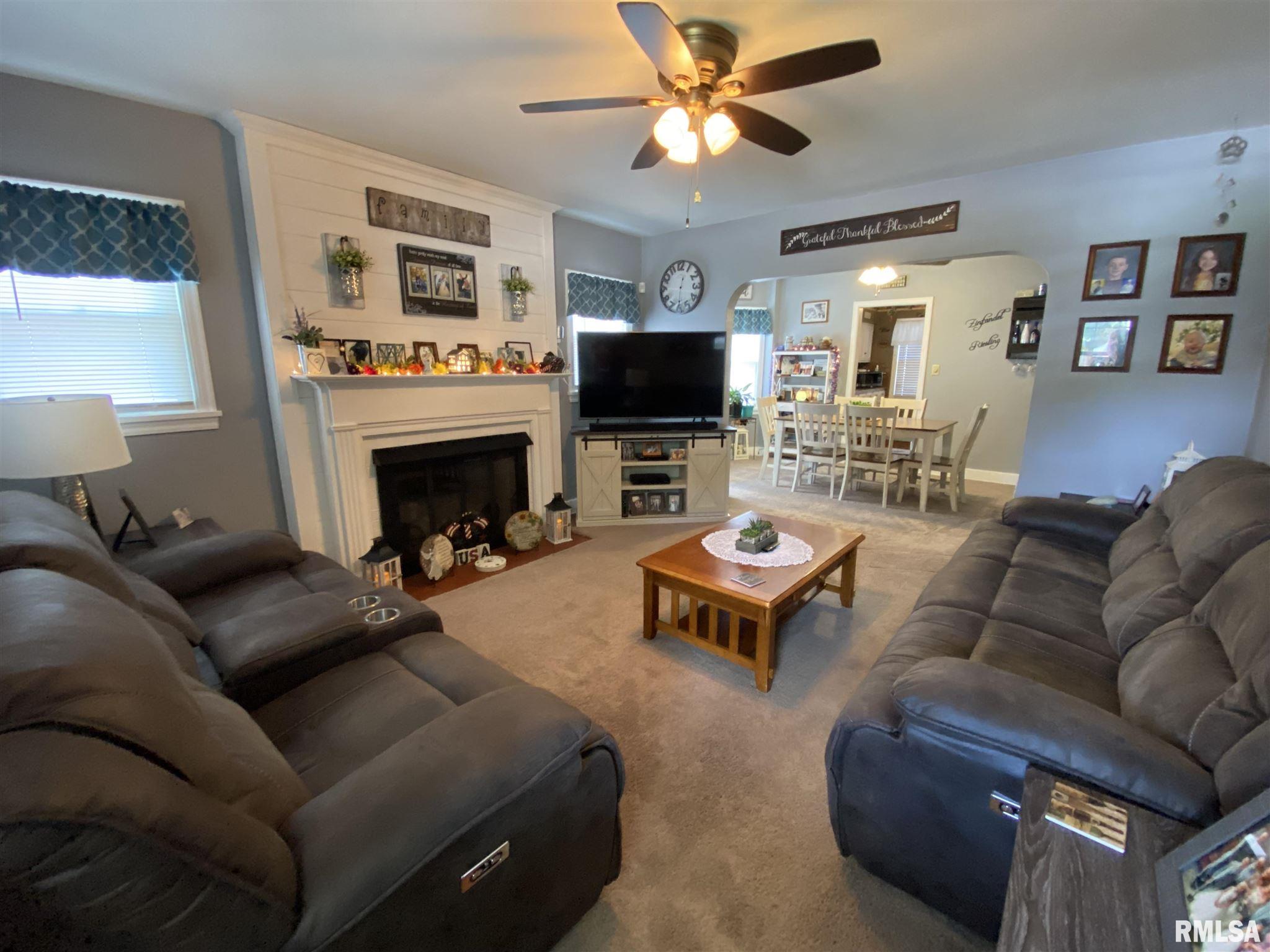 2525 South 6th Street Springfield, IL 62703 - Photo 3 of 25 Gallery Image 3