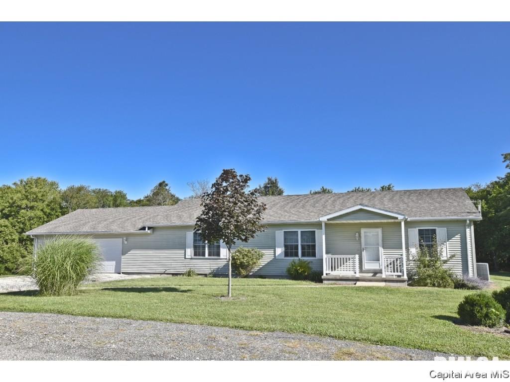 30982 Walk Road Girard, IL 62640 - Photo 33 of 34