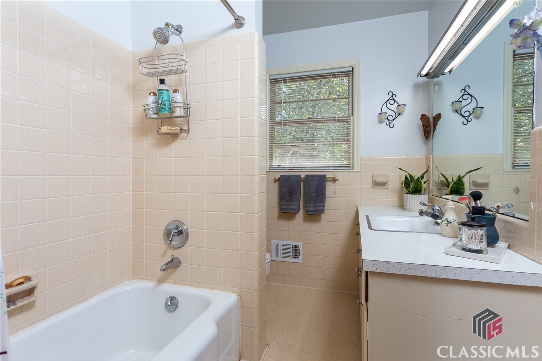 590 Forest Road Athens, GA 30605 - Photo 8 of 15