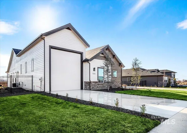 $1,044,500 | 7319 East Red Kite Street, Nampa, ID 83686