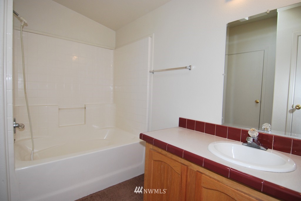 6860 Southeast Arcadia Road Shelton, WA 98584 - Photo 11 of 14 Gallery Image 11