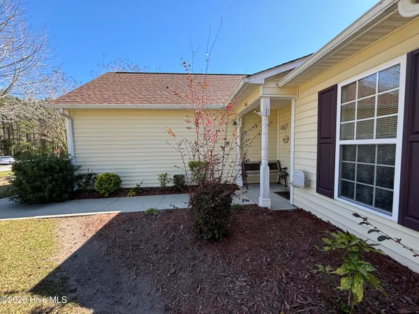 $294,000 | 302 Appaloosa Court, Swansboro, NC 28584