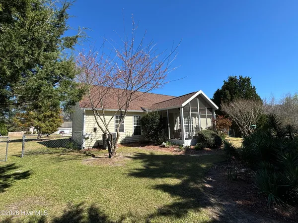 $294,000 | 302 Appaloosa Court, Swansboro, NC 28584
