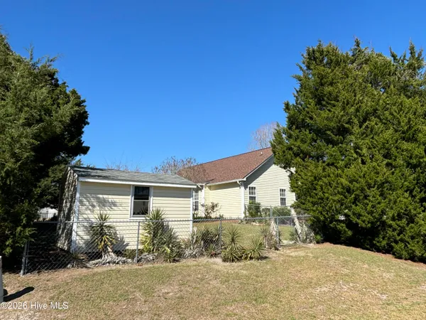 $294,000 | 302 Appaloosa Court, Swansboro, NC 28584