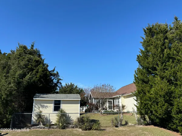 $294,000 | 302 Appaloosa Court, Swansboro, NC 28584
