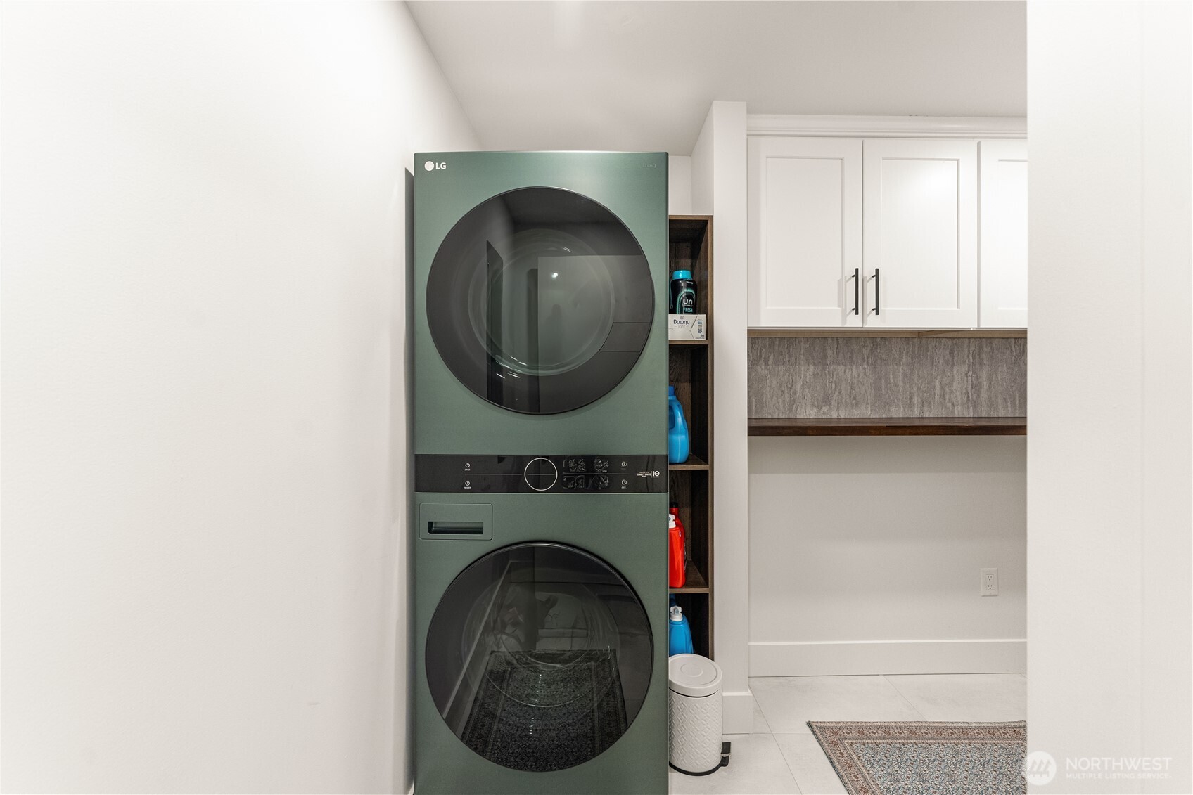 509 North 78th Street Seattle, WA 98103 - Photo 33 of 37 a utility room with dryer and washer