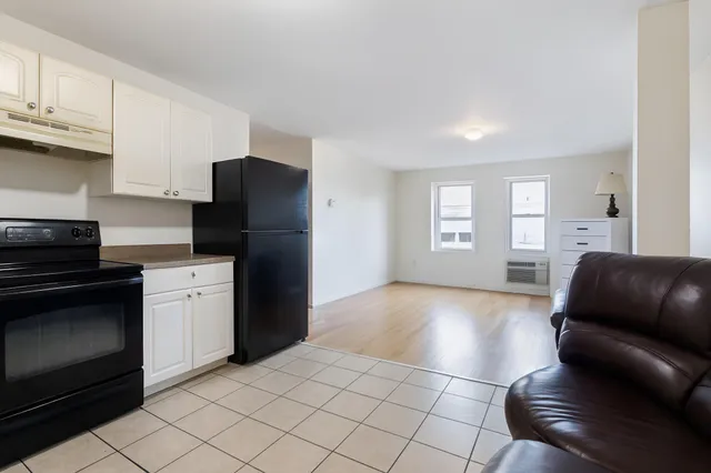 $1,499,000 | 671-675 Forest Avenue, Portland, ME 04103