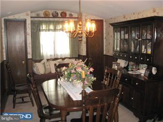 50 Candle Road Levittown, PA 19057 - Photo 3 of 11 Dining Room