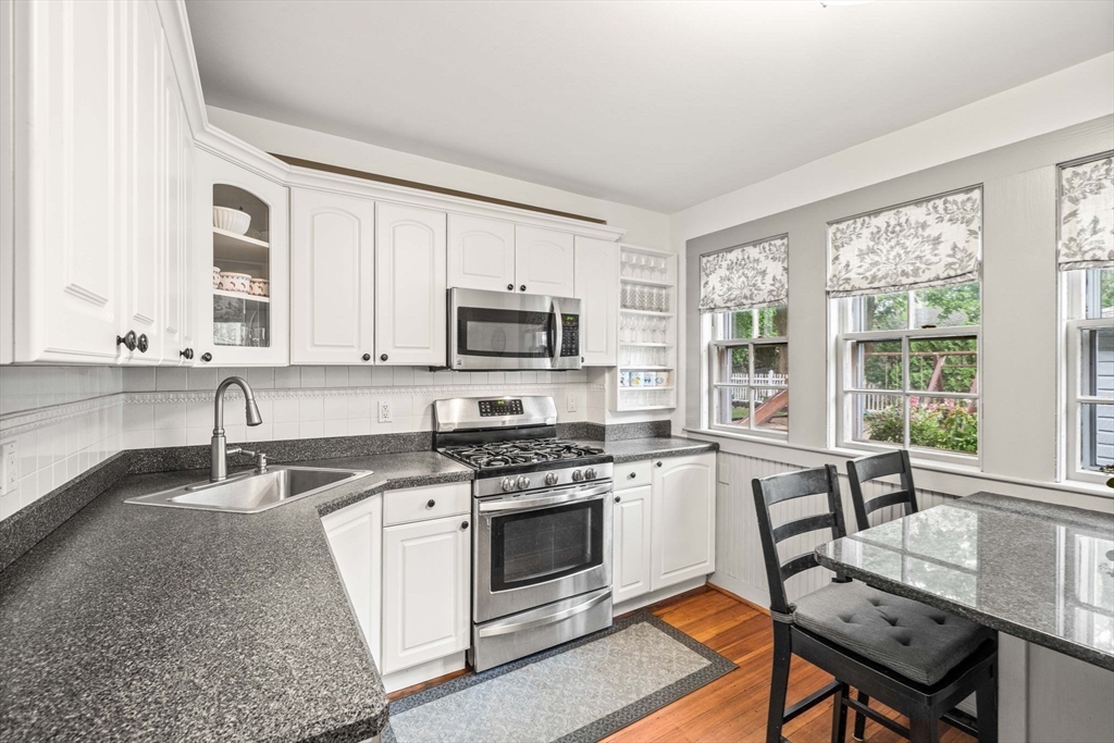 8 Clifton Road Milton, MA 02186 - Photo 16 of 40