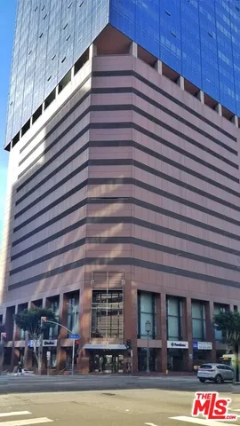 $485,000 | 1100 Wilshire Boulevard, Unit 2610, Los Angeles, CA 90017