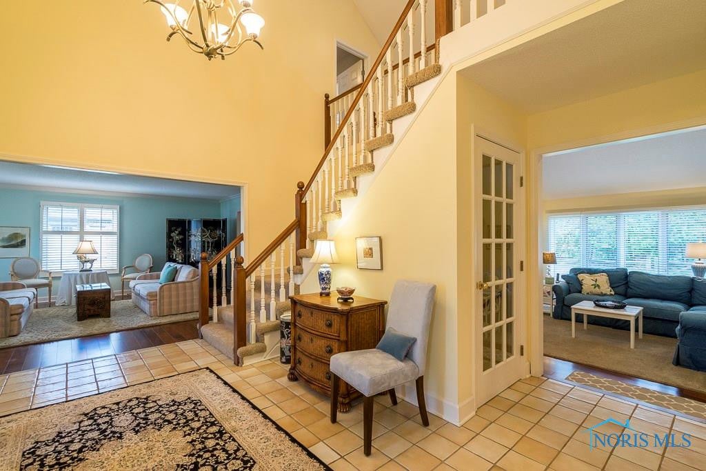 3011 Secretariat Road Toledo, OH 43615 - Photo 3 of 34 Foyer