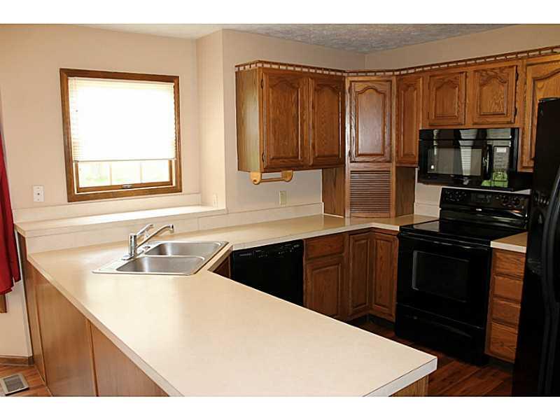 5515 RidgeHill Way Avon, IN 46123 - Photo 11 of 23 Gallery Image 11