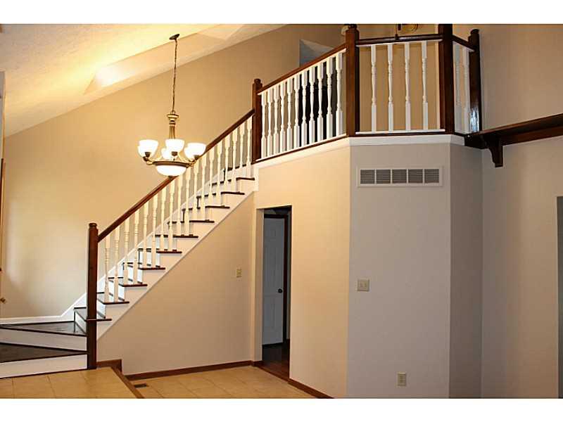 5515 RidgeHill Way Avon, IN 46123 - Photo 8 of 23 Gallery Image 8