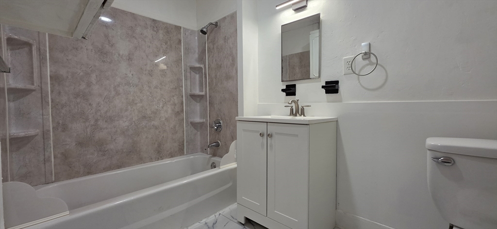 14 Orient Street, Unit 2 Worcester, MA 01604 - Photo 18 of 24