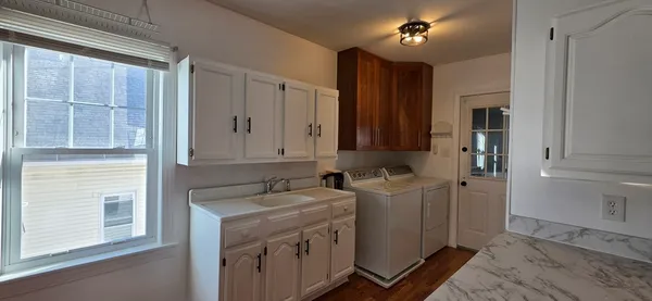 $2,100 | 14 Orient Street, Unit 2, Worcester, MA 01604
