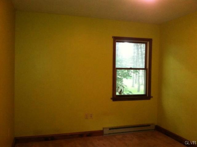 6089 Weaversville Road Bethlehem, PA 18017 - Photo 10 of 12 Gallery Image 10