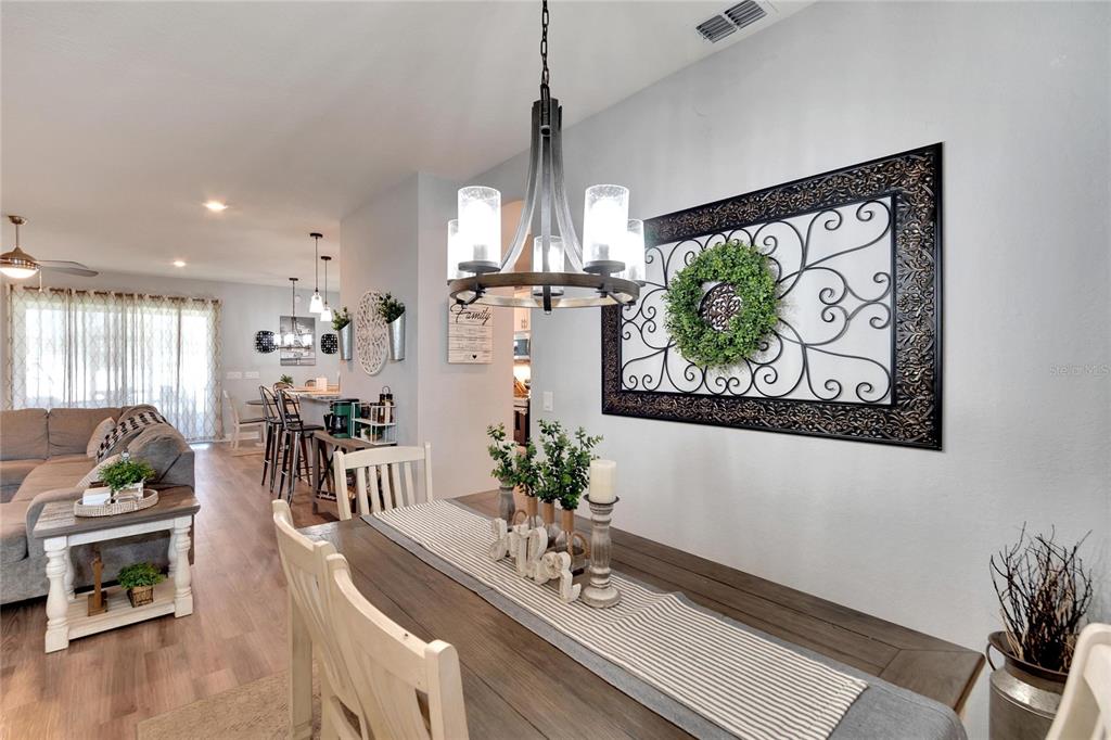 4435 Devinshire Fields Loop Plant City, FL 33567 - Photo 14 of 39