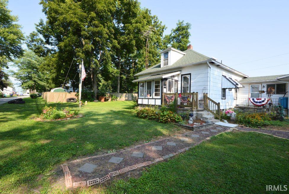 107 4th Street Otterbein, IN 47970 - Photo 4 of 29