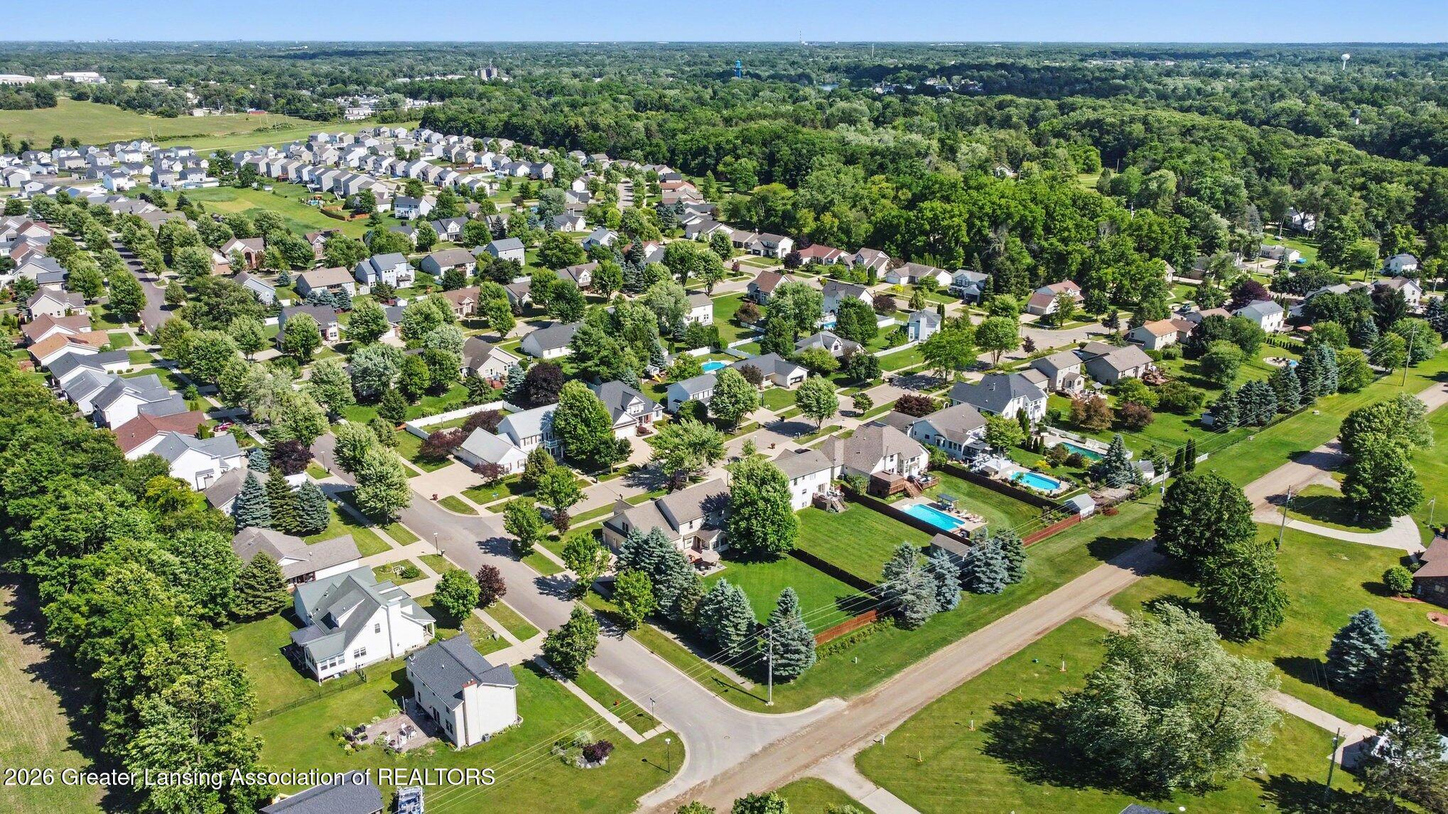 1113 Hawks Ridge Grand Ledge, MI 48837 - Photo 44 of 45 044_file_8636