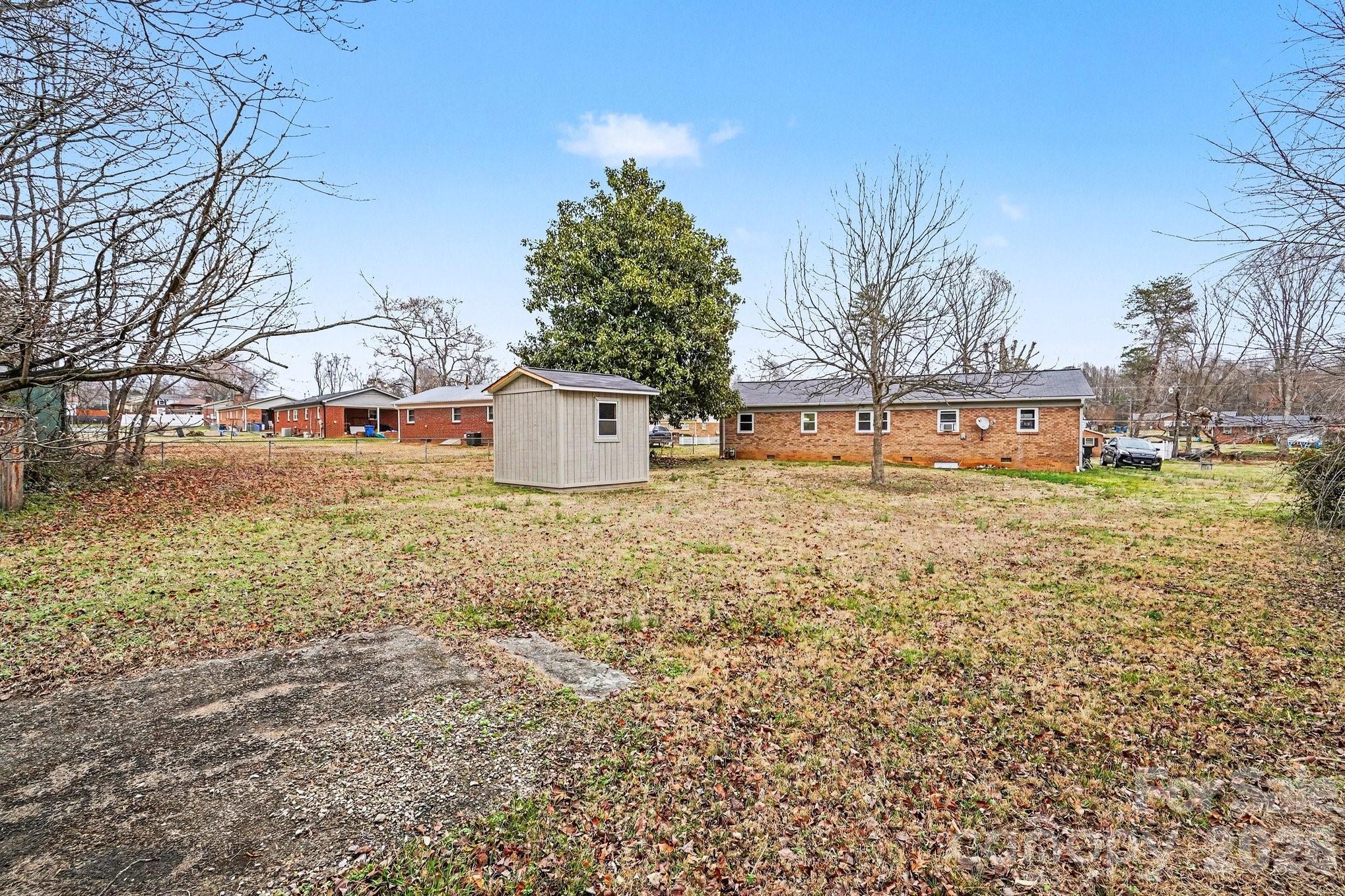 1725 26th Street Northeast Hickory, NC 28601 - Photo 11 of 14