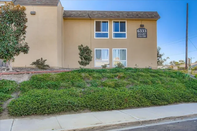 $395,000 | 6333 Mt Ada Road, Unit 279, San Diego, CA 92111