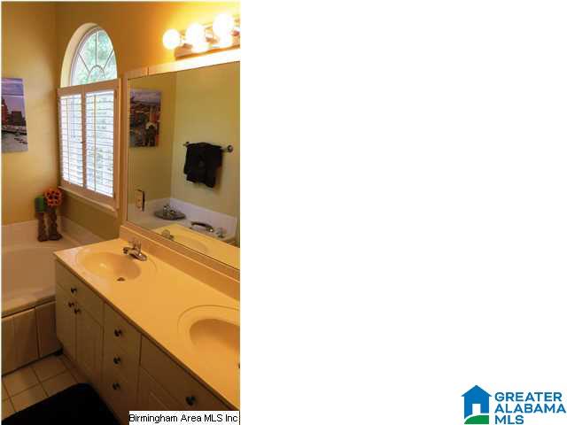 831 Columbiana Road Birmingham, AL 35209 - Photo 16 of 24
