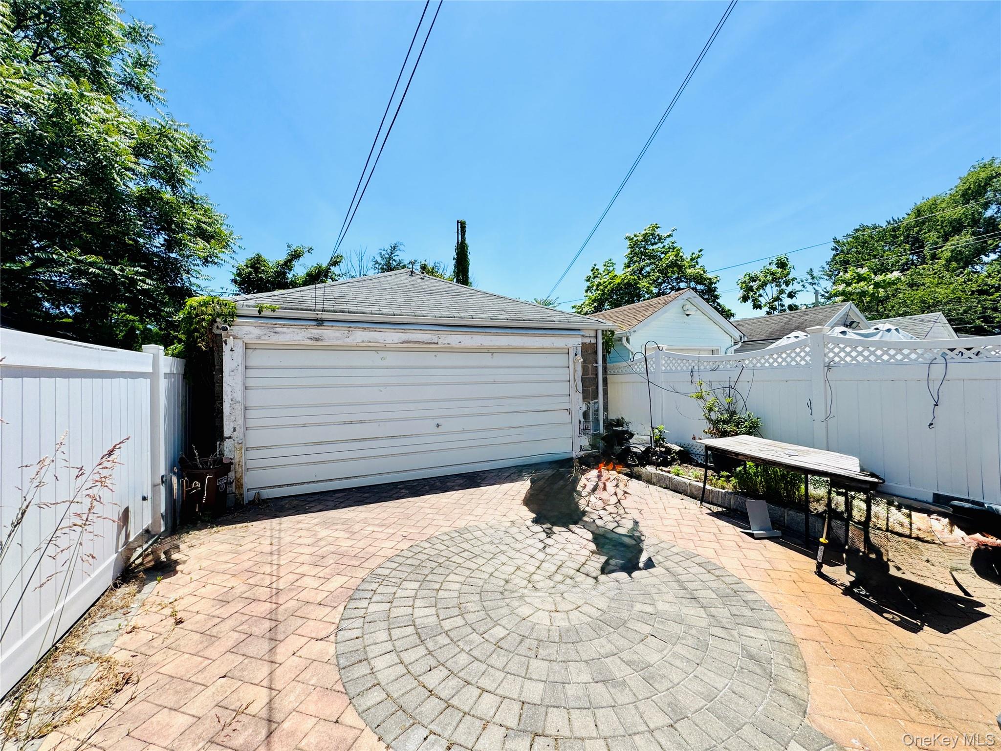 62-20 80th Road Queens, NY 11385 - Photo 19 of 23