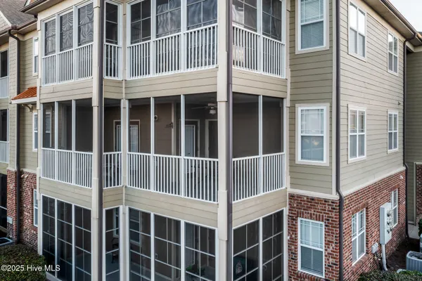 $1,750 | 395 South Crow Creek Drive, Unit 1210, Calabash, NC 28467