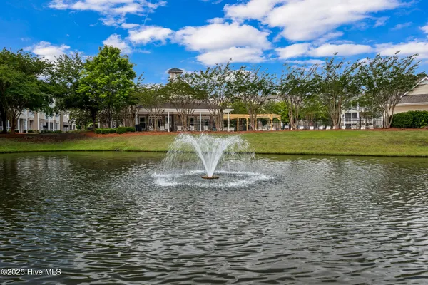 $1,750 | 395 South Crow Creek Drive, Unit 1210, Calabash, NC 28467