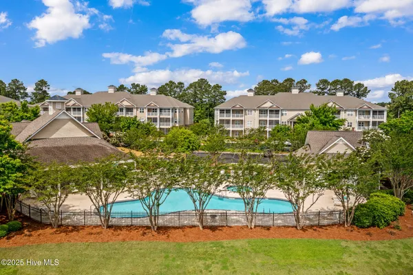 $1,750 | 395 South Crow Creek Drive, Unit 1210, Calabash, NC 28467