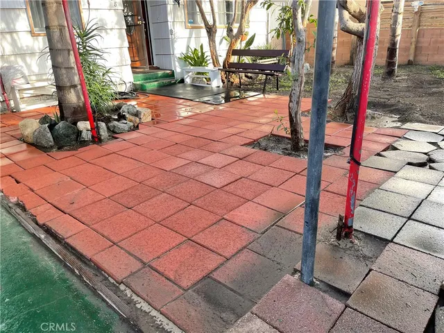 $880,000 | 5308 Cleon Avenue, North Hollywood, CA 91601