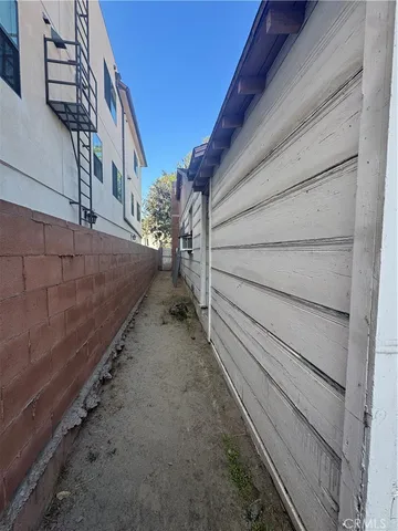 $880,000 | 5308 Cleon Avenue, North Hollywood, CA 91601