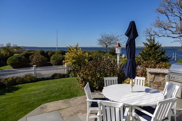 9 Arraquat Road Westerly, RI 02891 - Photo 37 of 41