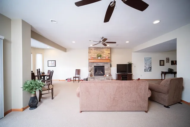 $399,900 | 3765 Lakeview Drive, Unit 3765, Winnebago, IL 61088