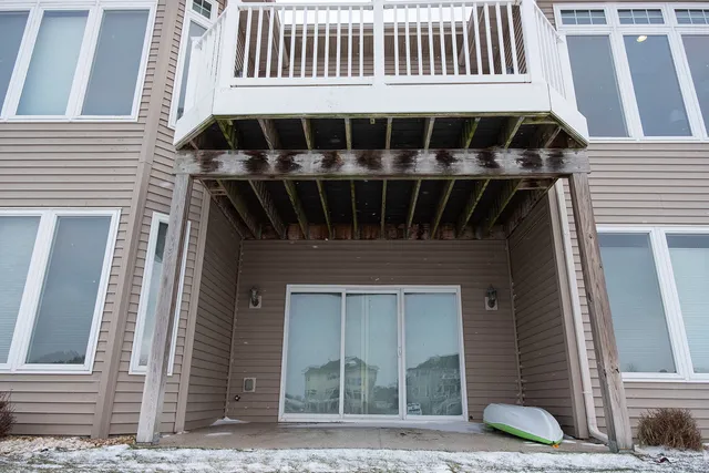 $399,900 | 3765 Lakeview Drive, Unit 3765, Winnebago, IL 61088