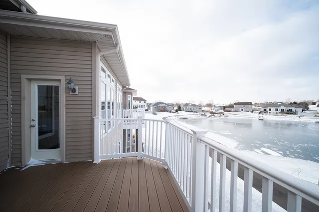 $399,900 | 3765 Lakeview Drive, Unit 3765, Winnebago, IL 61088