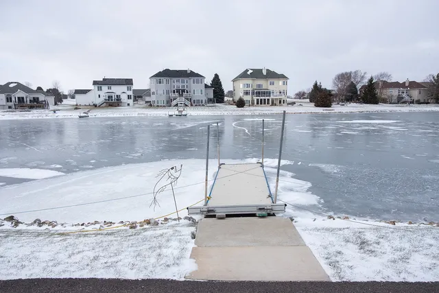 $399,900 | 3765 Lakeview Drive, Unit 3765, Winnebago, IL 61088