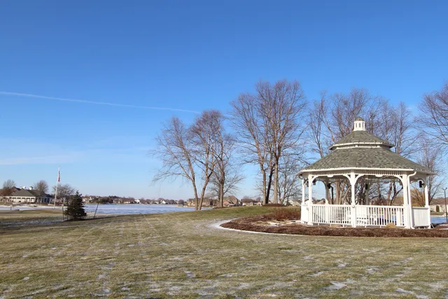 $399,900 | 3765 Lakeview Drive, Unit 3765, Winnebago, IL 61088