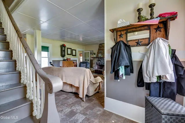 $800,000 | 180 Indian Trail, Fort Plain, NY 13339