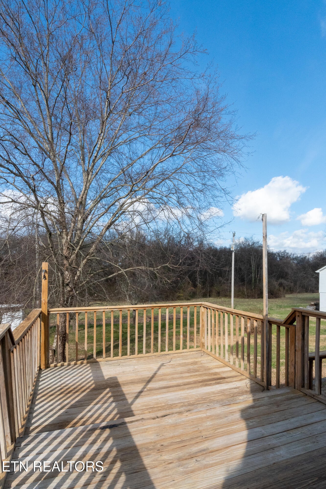 471 East Lincoln Road Alcoa, TN 37701 - Photo 40 of 47 a view of deck with patio and wooden fence