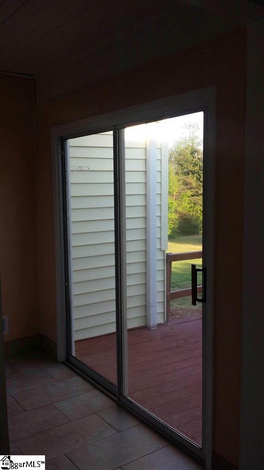 357 Taylor Road Greer, SC 29651 - Photo 10 of 24