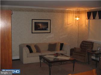 3137 Willits Road Philadelphia, PA 19114 - Photo 8 of 12 Living Room