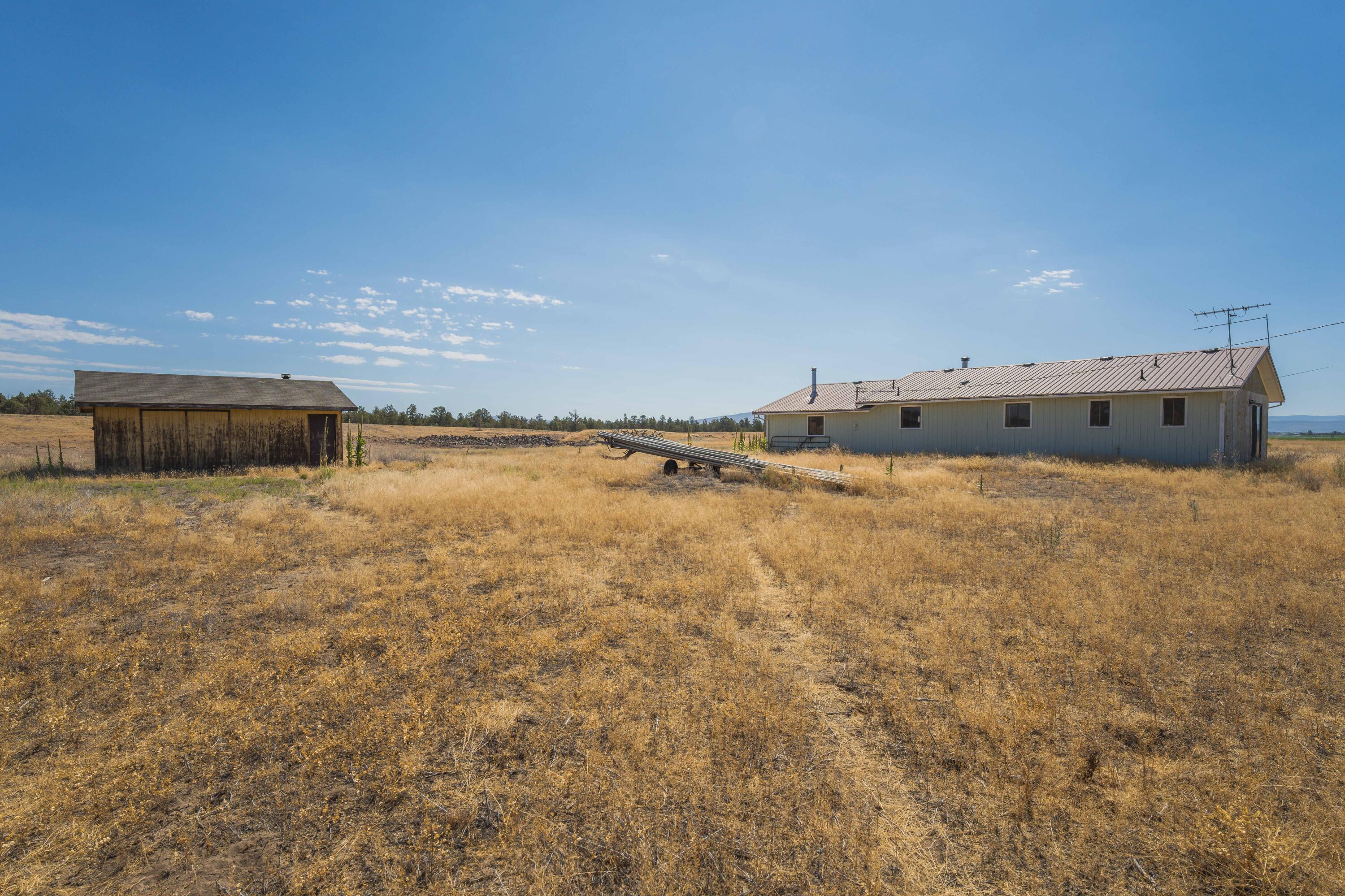 26720 Horsell Road Bend, OR 97701 - Photo 14 of 75 26720 Horsell-37