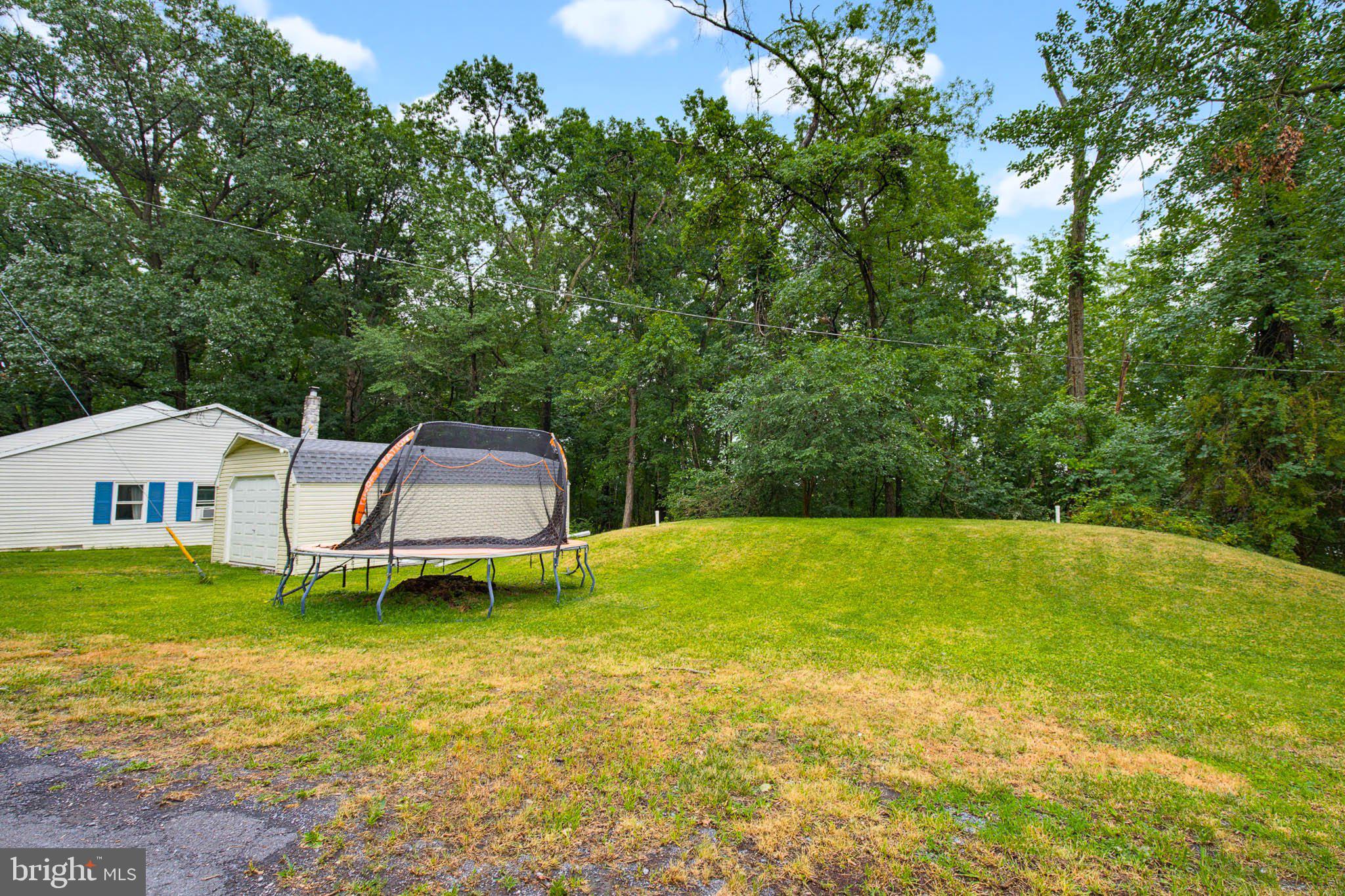 1607 Holtz Road Enola, PA 17025 - Photo 33 of 39