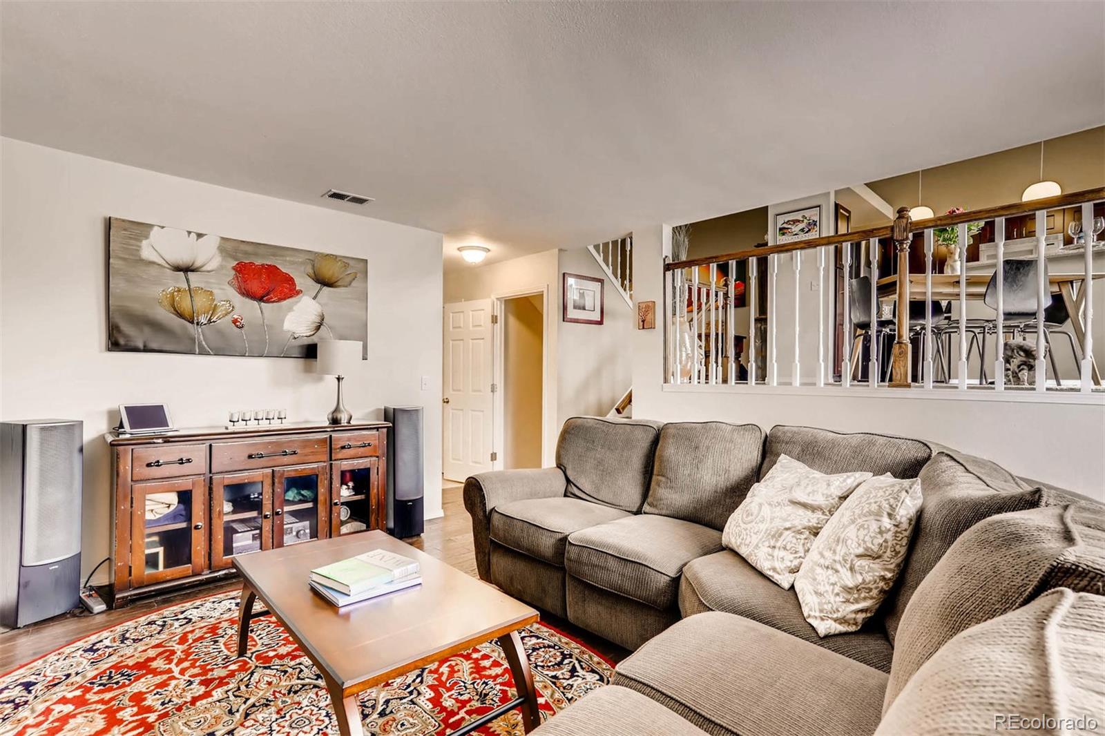 6804 Amherst Court Highlands Ranch, CO 80130 - Photo 8 of 28 Gallery Image 8