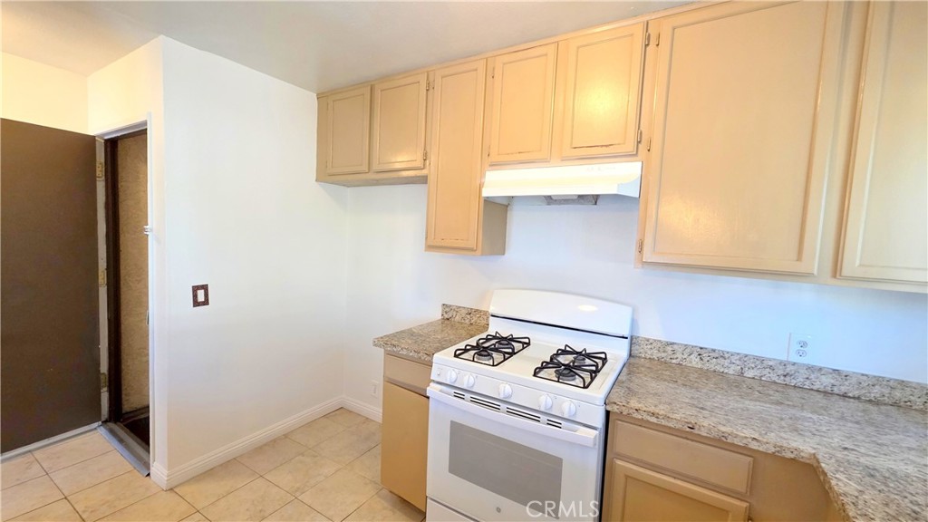 7331 9th Street, Unit 6 Buena Park, CA 90621 - Photo 9 of 20