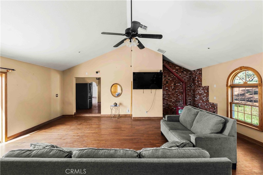 34754 Ellenan Avenue Acton, CA 93510 - Photo 38 of 54