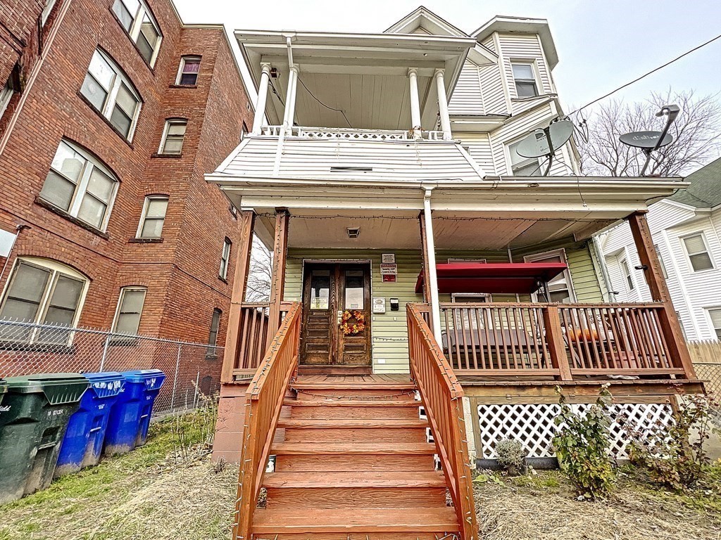 16 Grove Street Springfield, MA 01107 - Photo 4 of 20 Gallery Image 4